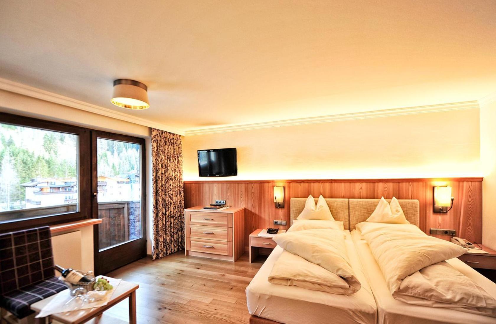 Heart Hotel Arlberg Санкт-Антон-ам-Арльберг Екстер'єр фото