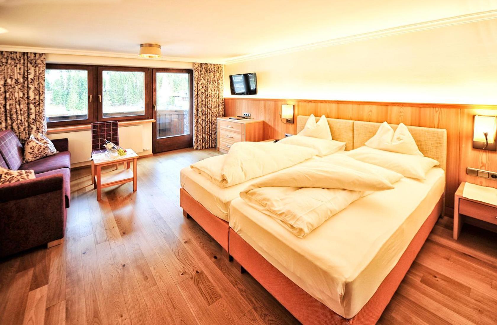 Heart Hotel Arlberg Санкт-Антон-ам-Арльберг Екстер'єр фото